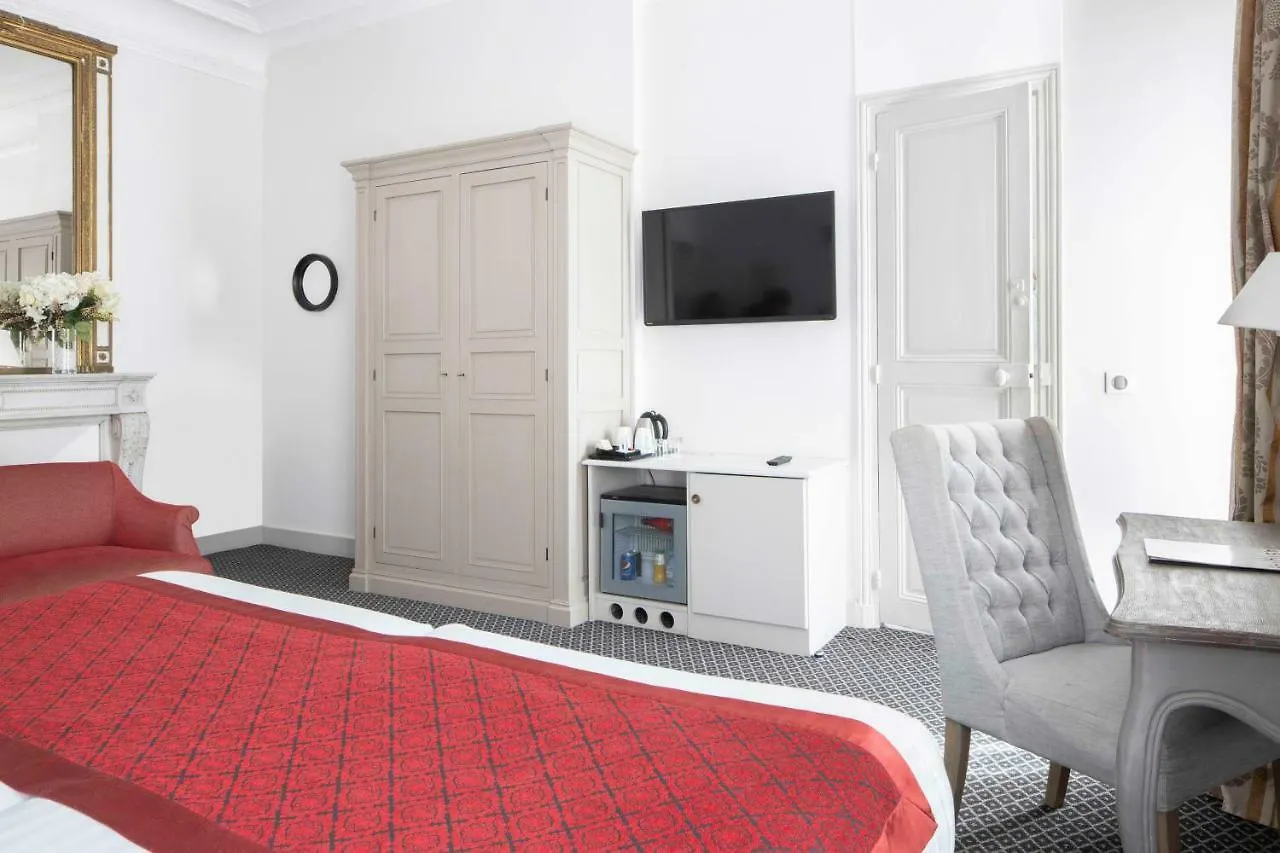 Bradford Elysees - Astotel Otel